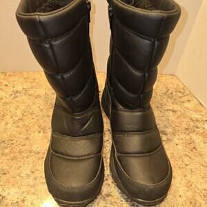 Magellan Black Snow Boots Rain Sleet Inner Zip Adult Mens 8 Womens‎ 9 Winter